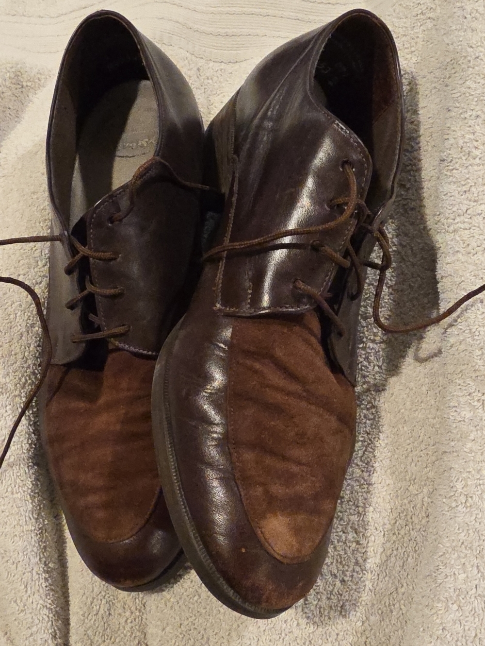 Women's Brown Munro Leather & Suede Lace-Up Dress Shoes